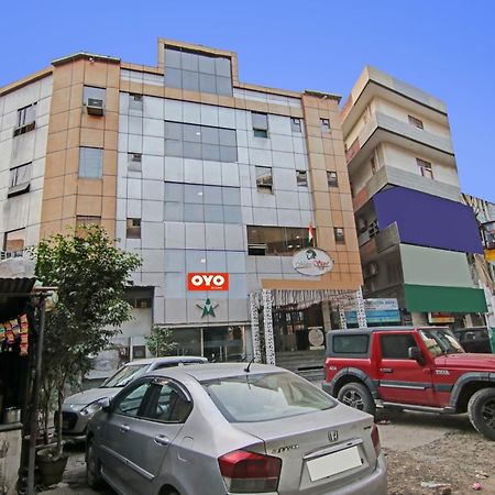 Hotel O Flagship Hotel Metro Star Near Lotus Temple Nova Deli Exterior foto